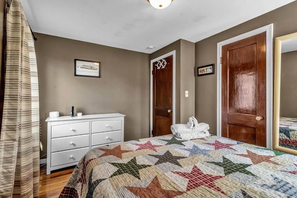 Gorgeous 2 Queen Bedroom Apartment In North Buffalo With 70 Inch Tv Luaran gambar
