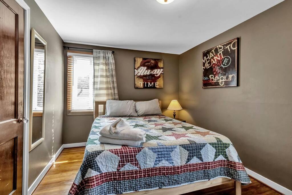 Gorgeous 2 Queen Bedroom Apartment In North Buffalo With 70 Inch Tv Luaran gambar